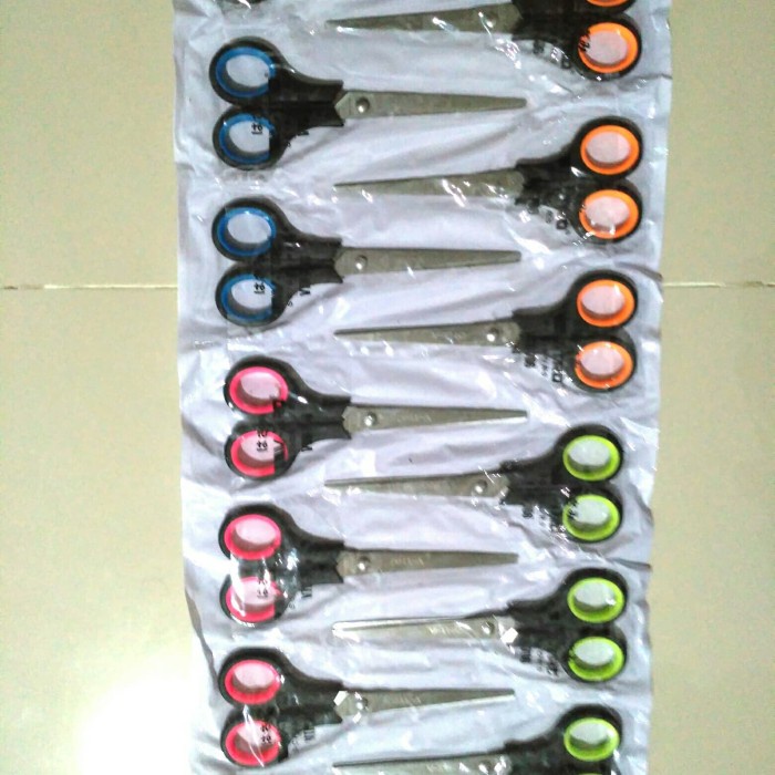 

Menakjubkan Gunting Sedang Renceng 12 Pcs Diskon