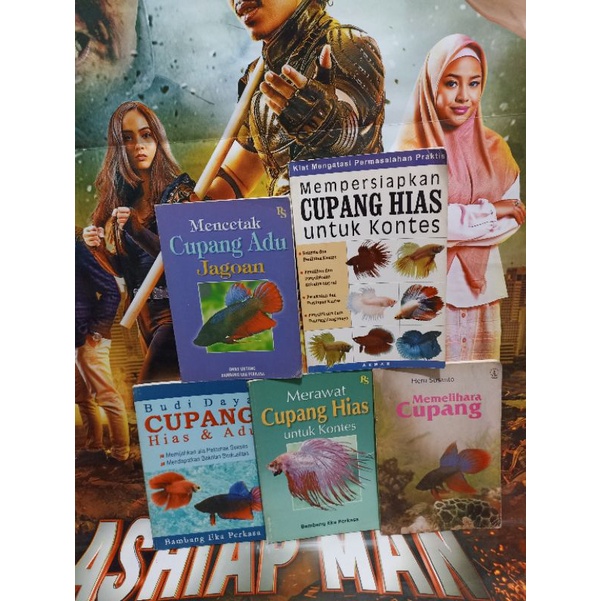 MEMELIHARA CUPANG, MENCETAK CUPANG ADU JAGOAN, MEMPERSIAPKAN CUPANG HIAS UNTUK KONTES, BUDIDAYA CUPA