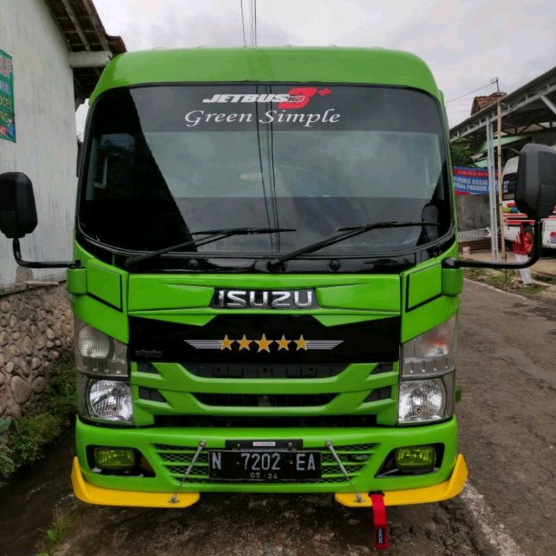 Full Variasi Winglet Warna Lips Variasi Bemper Mobil Elf Truk/Engkel Bus Universal Diffuser