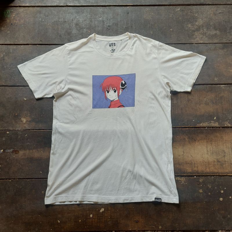 Kaos Uniqlo x Gintama