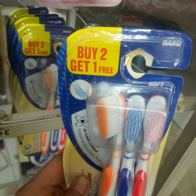 Sikat Gigi Formula Extreme Clean