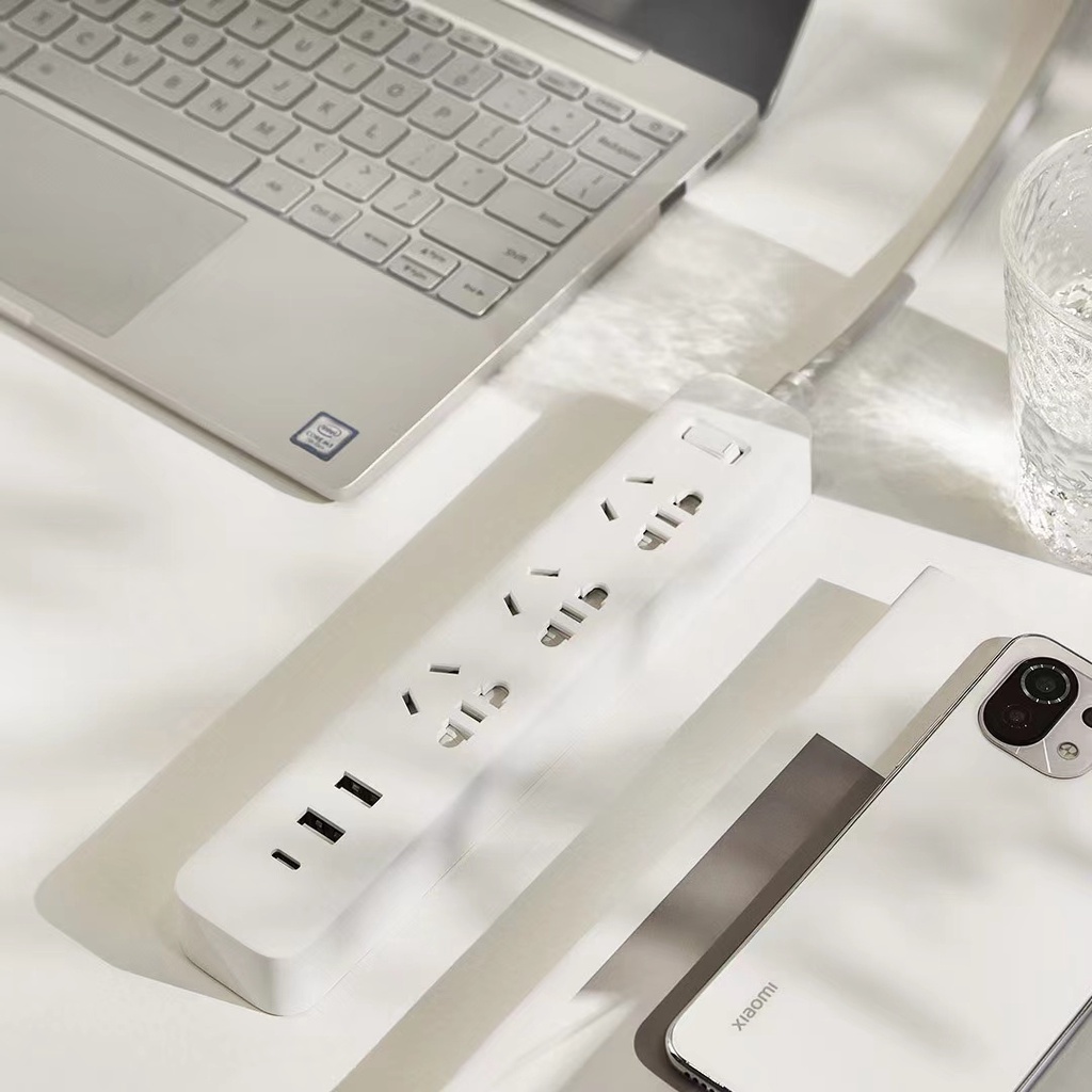 XIAOMI Smart Power Strip Plug Adapter/Stop Kontak Colokan Listrik Xiaomi