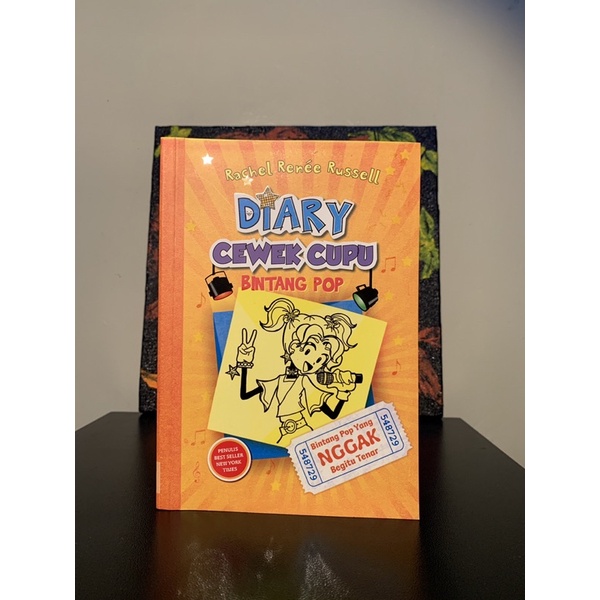 Buku Diary Cewek Cupu Bintang Pop yang Nggak Begitu Tenar Preloved