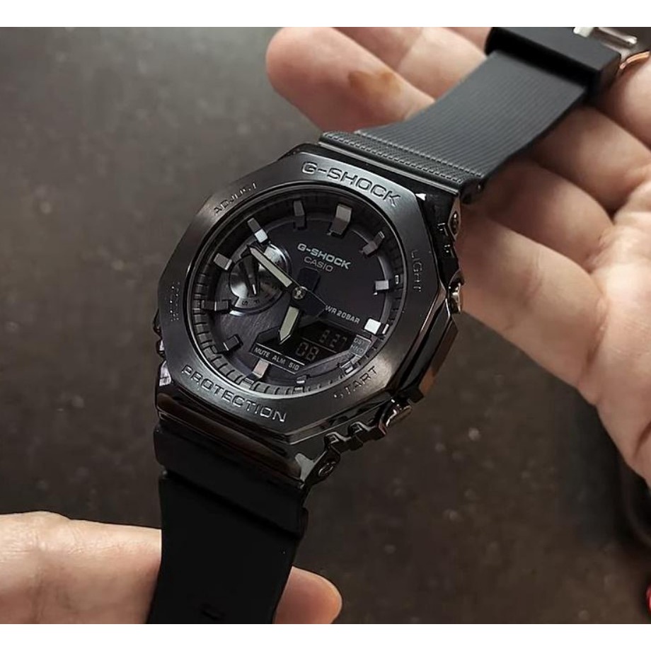 Jam Tangan Casio G-Shock Pria G-Shock Analog Digital Metal Covered GM-2100 Fullblack