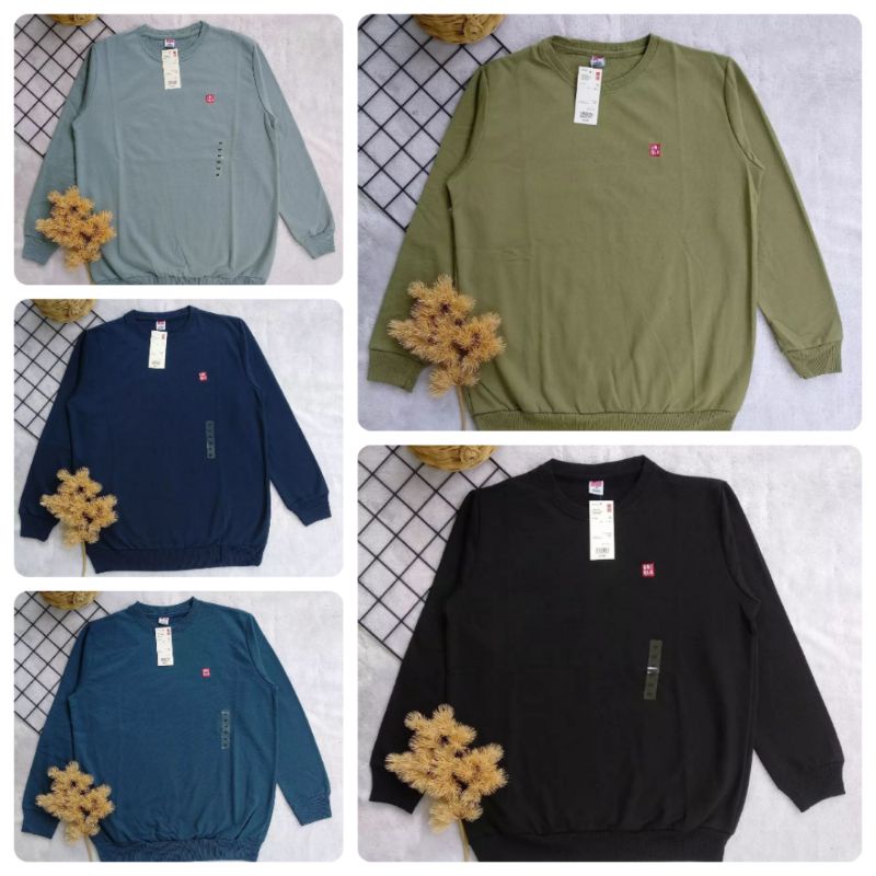 UNIQLO SWEATER UNISEX