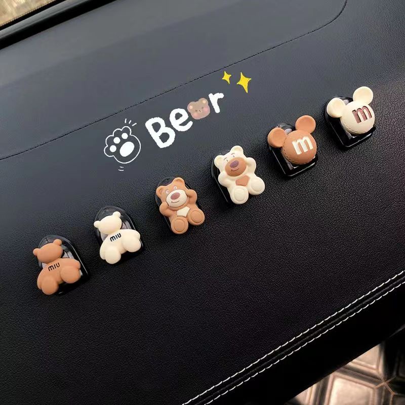 Kait Gantungan Kunci / Tas / Dompet / Kartu Model Kartun love Untuk Dekorasi interior Mobil