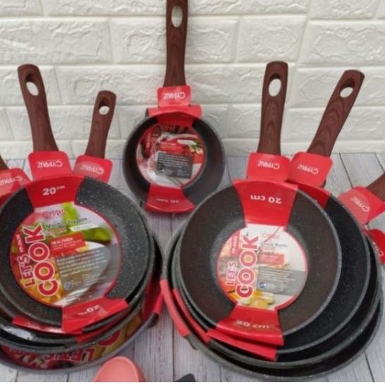 CYPRUZ FRYING PAN MARBLE WOK PAN SAUCE PAN FRY WOK PANCI KUALI GAGANG KAYU ANTI LENGKET   Untuk Komp