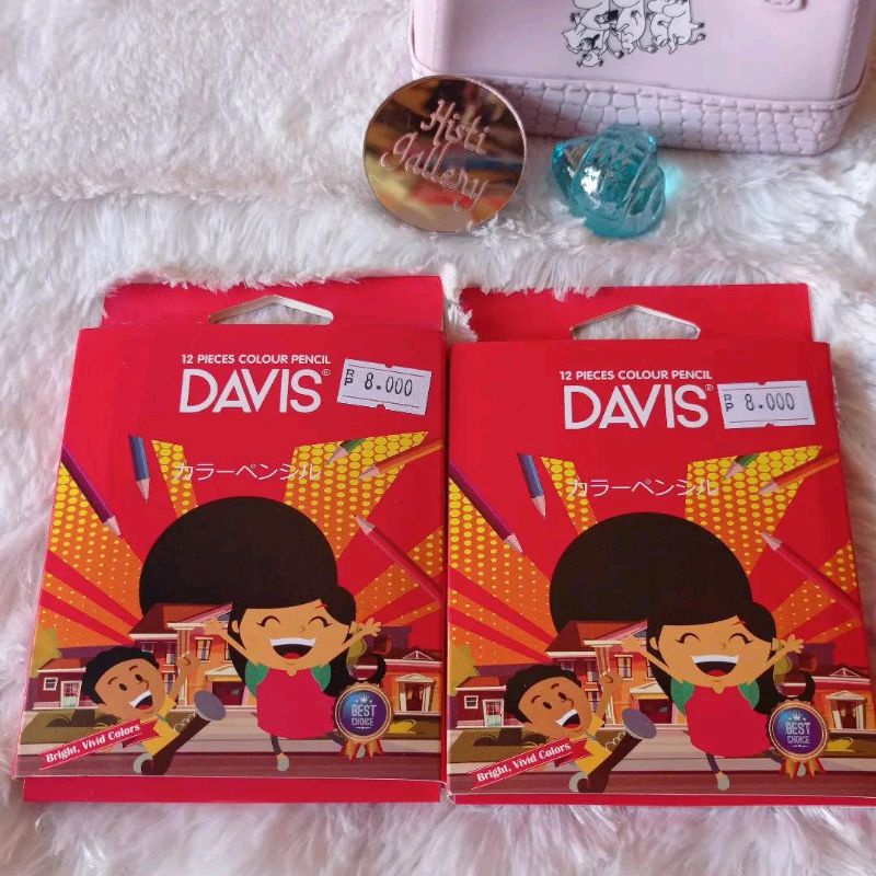 

Pensil Warna Davis Pendek 12 Warna