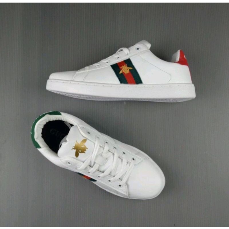 Sepatu Gucci wanita white ( preloved )