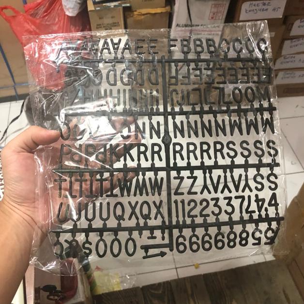 

PRODUK- HURUF TAMBAHAN UNTUK LETTER BOARD BIASA HITAM .