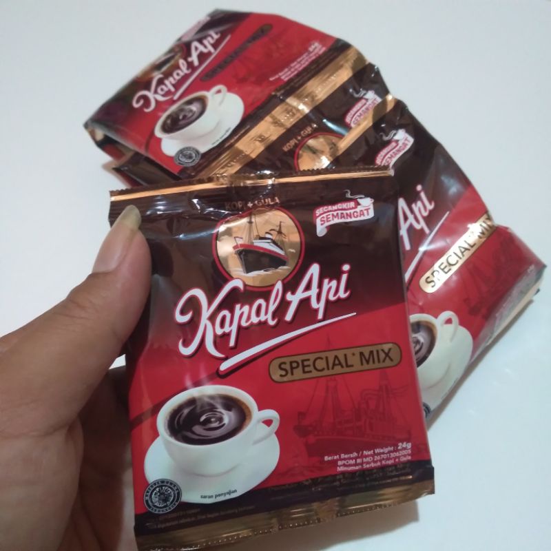 

Kopi Kapal Api Spesial Mix Sachet Kopi + Gula