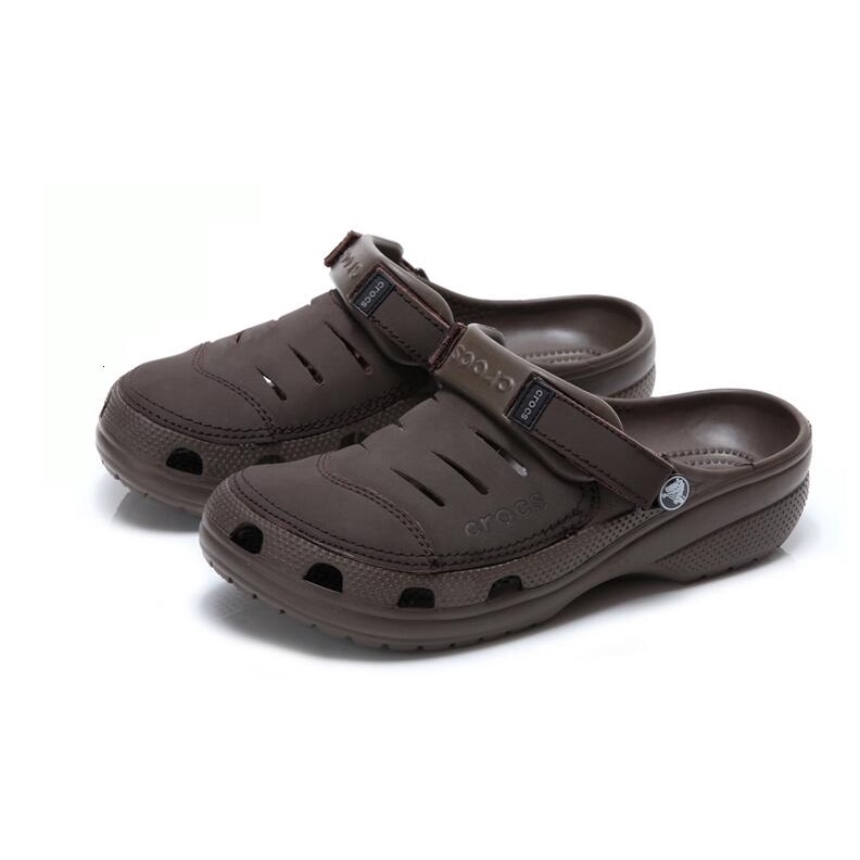 SEPATU SANDAL PRIA / SANDAL CROCS / CROCS YUKON SUEDE MAN - COKELAT PROMO