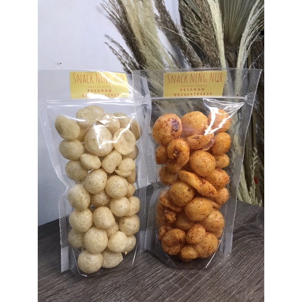 

endog lewo pedas/ camilan pedas/ jajanan kiloan/ jajanan pesas gurih/ snack pedas