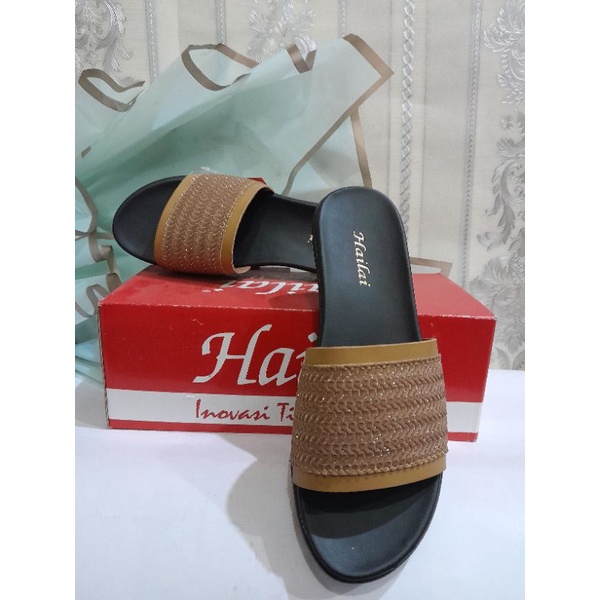Sandal / Sepatu Weges Gliter Hailai.