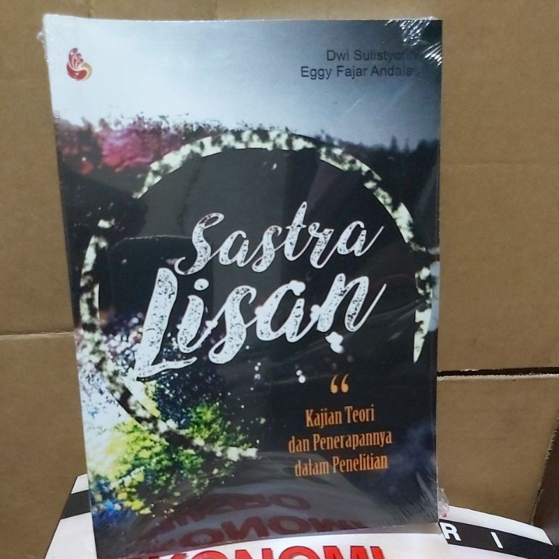 Buku Sastra Lisan - Dwi Sulistyorini
