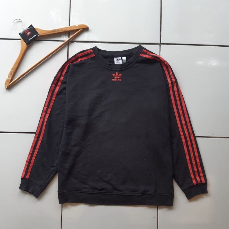 Crewneck adidas center