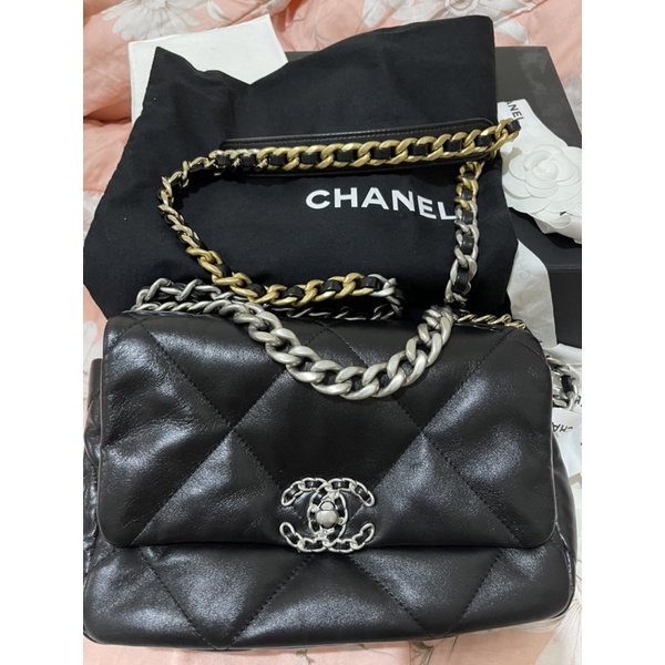 chanel c19 black small