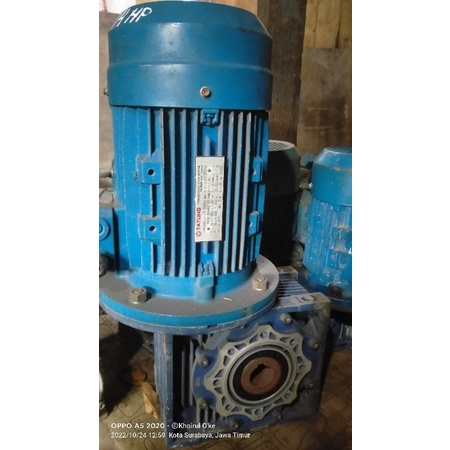 Dinamo Motor Listrik Pabrik 3 Phase, 4 HP Gear Box Tipe 'L' Rasio 1:20 Rpm 1420