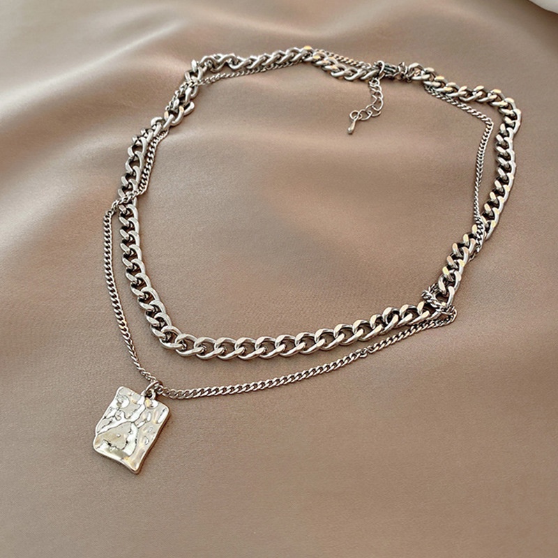 Kalung Rantai Dengan Liontin Bentuk Kotak Gaya Hip Hop Untuk Musim Gugur Dan Dingin