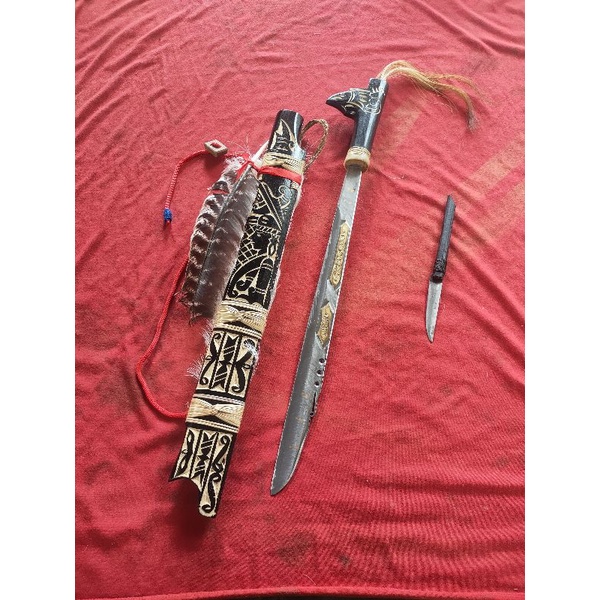 MANDAU Ukir T2 Manusia Asli Kalimantan