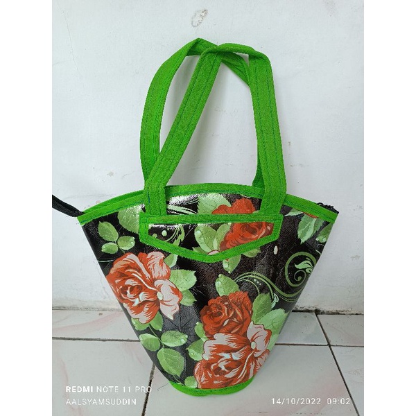 Tas Spon Motif Bulat Krucut