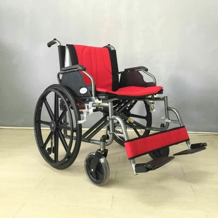 Kursi Roda Jumbo kursi roda Big Size kursi roda Bima Avico / Kursi roda untuk orang Gemuk