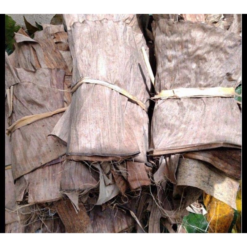 Daun Pisang Kering Daun Pisang Tua 1kg Pakan Ikan Cupang Pakan Jangkrik