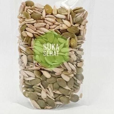 

trxXx4X8--Raw Mix Seeds Organic -100gr (Sunflower Seeds + Pumpkin Seeds)
