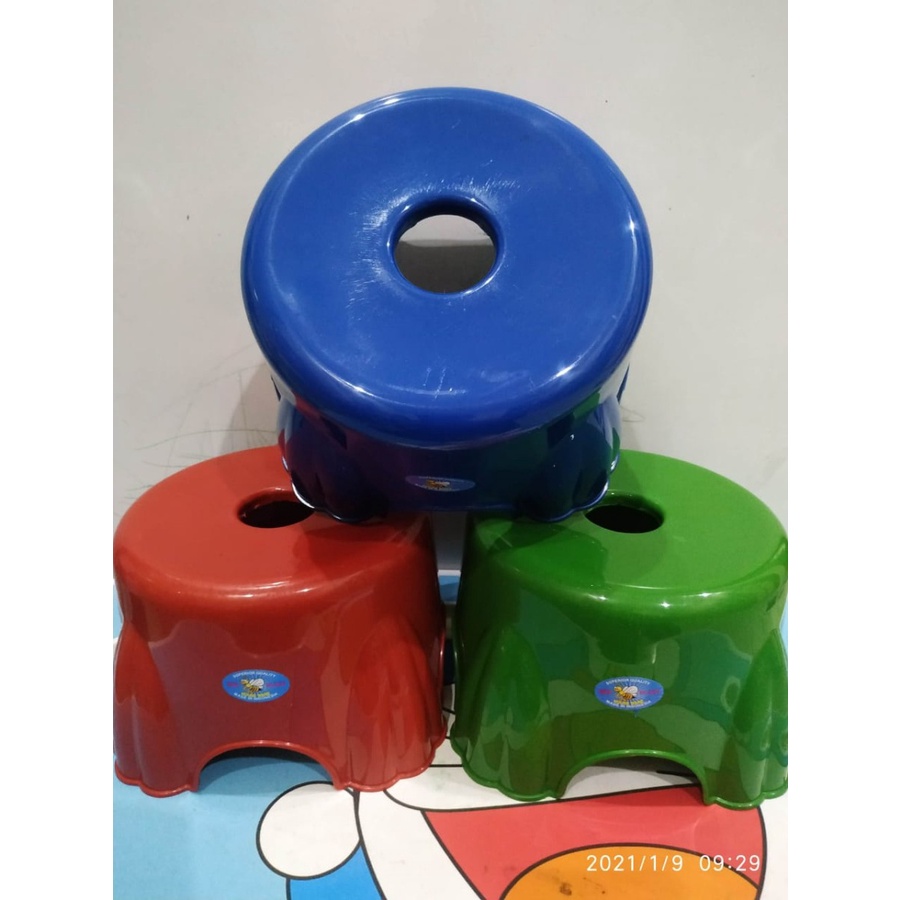 Kursi anak kecil warna warni - jojodog plastik murah