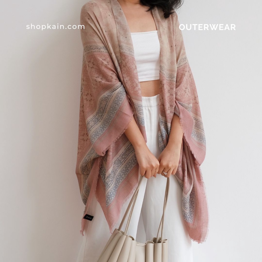 SHOPKAIN Ailla in Blush Outer