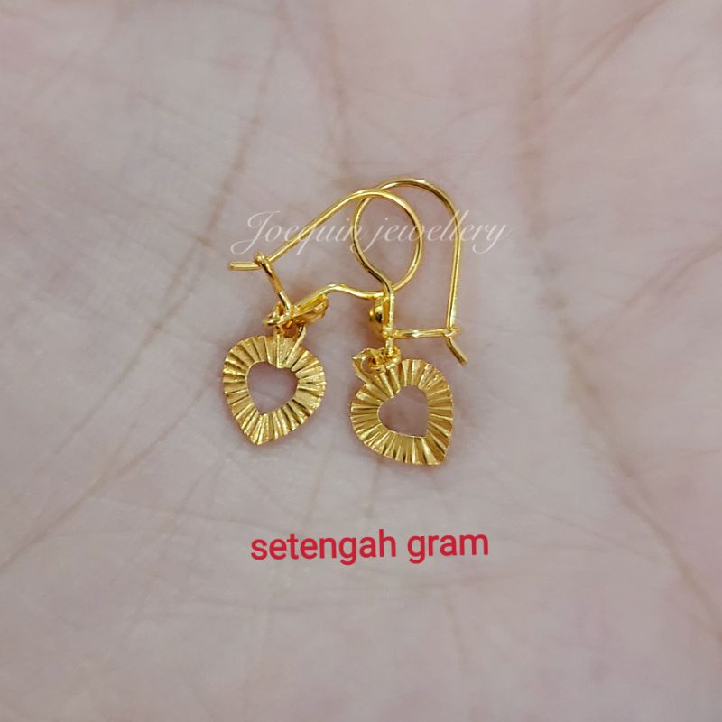 anting emas muda setengah gram