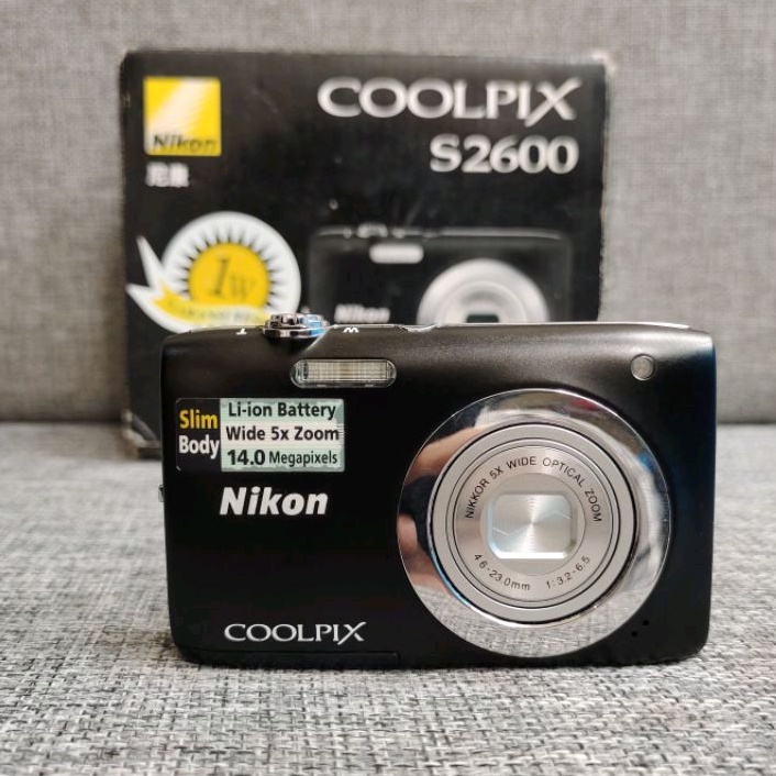 Nikon Coolpix S2600 Kamera Digital 14MP 5x Optical Zoom Murah