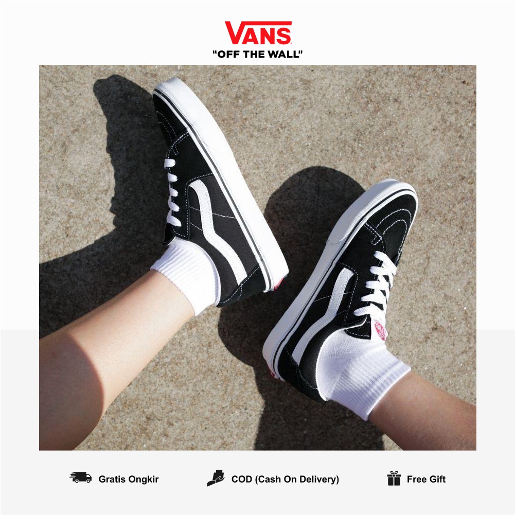 Vans Sk8 Low Classic Black White Original 100 BNIBWT Global Market ModelCouple  Pria Dan Wanita Snakers Vanz Sk8 Item Pendek