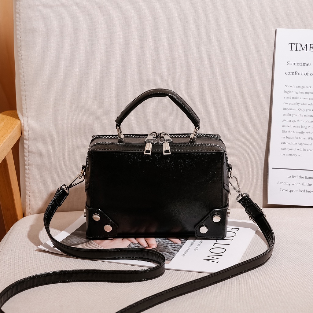 Tas Selempang Wanita Pure Hand Bag Kulit Sintetis Import Berkualitas Reselting Original RZ Bag Traco