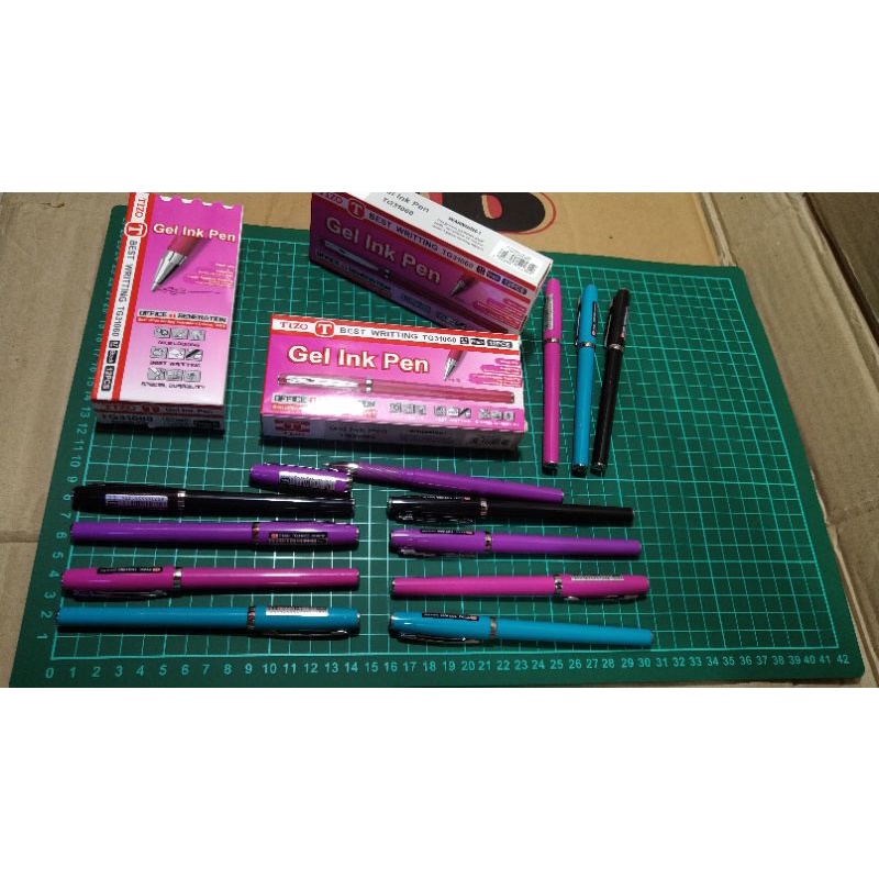 

gel ink pen tg31060