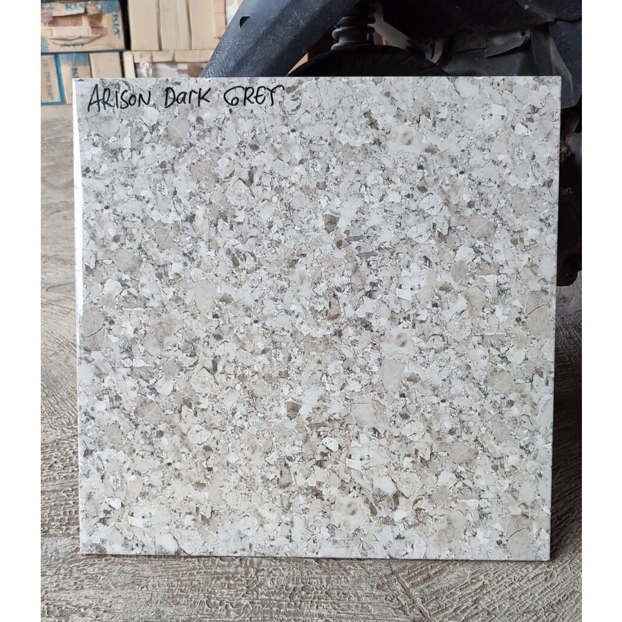 KERAMIK LANTAI 50x50 ARISON DARK GREY / IKEMA / GLOSSY