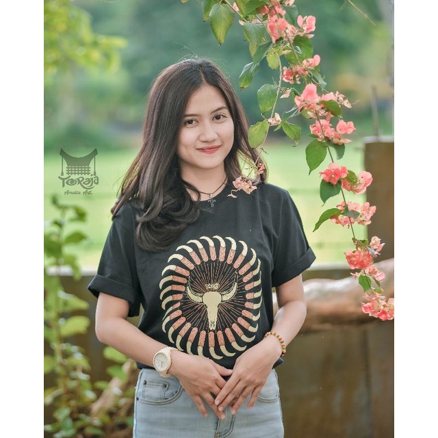 KAOS TORAJA BY AMELIA ART TORAJA