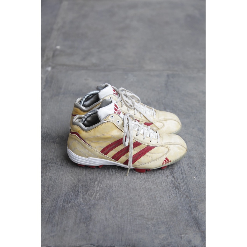 SEPATU BOLA ADIDAS | SEPATU SECOND BRANDED