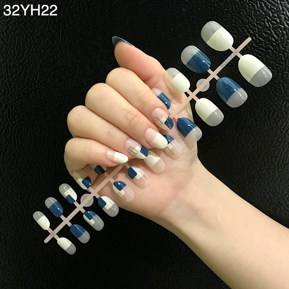 24Pcs Kuku Palsu Murah Motif 32YH22/ Fake Nails Motif Gliter Glossy Nude / Nail Art Kuku Palsu