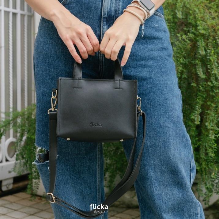 Shopeng Day [Free Dust Bag] Sling Bag Flicka Kode MM 35 BLACK