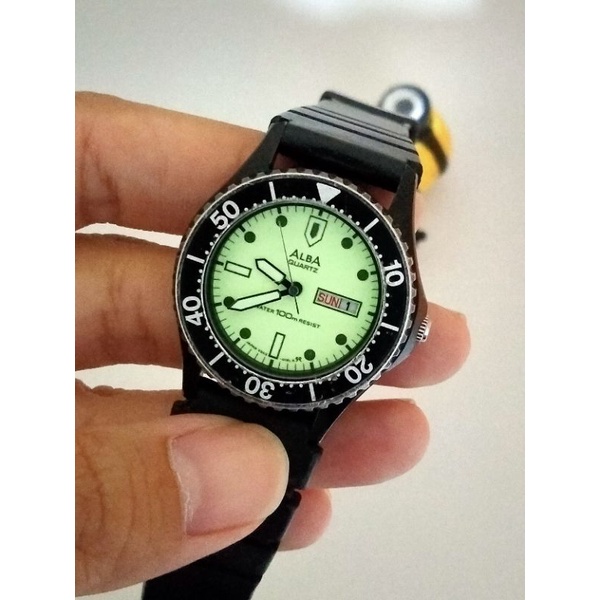 Jam Tangan Alba Quartz Ladies Diver Full Lume Seiko