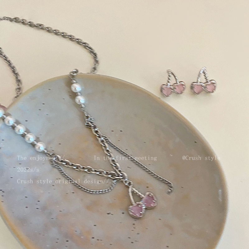 Set Anting Tusuk + Kalung Rantai Liontin Cherry Pink Hias Mutiara + Kristal Untuk Wanita