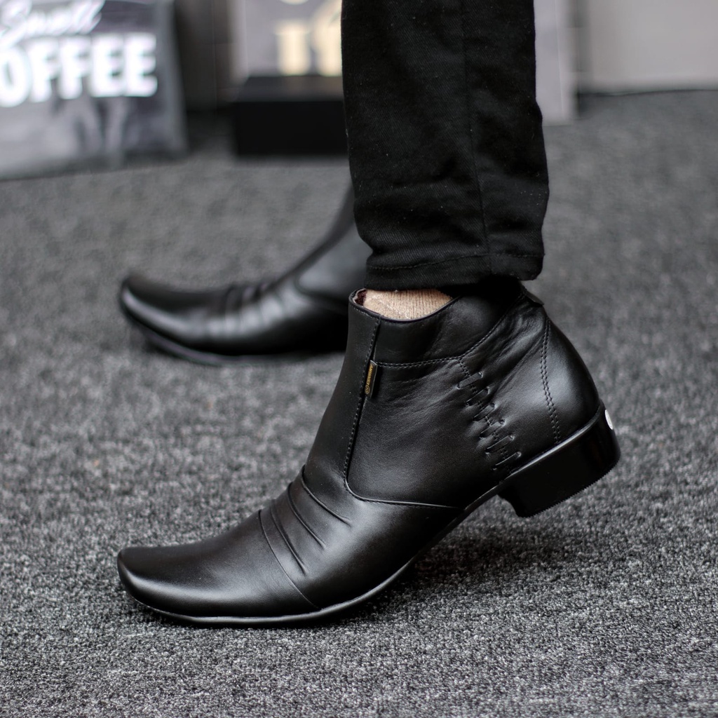 Sepatu Boots Pantofel Kulit Asli Formal Resleting Kerja Hitam Pria Abrhm Badami