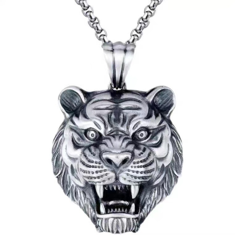 Kalung Rantai Bahan titanium steel metal Gaya hip hop