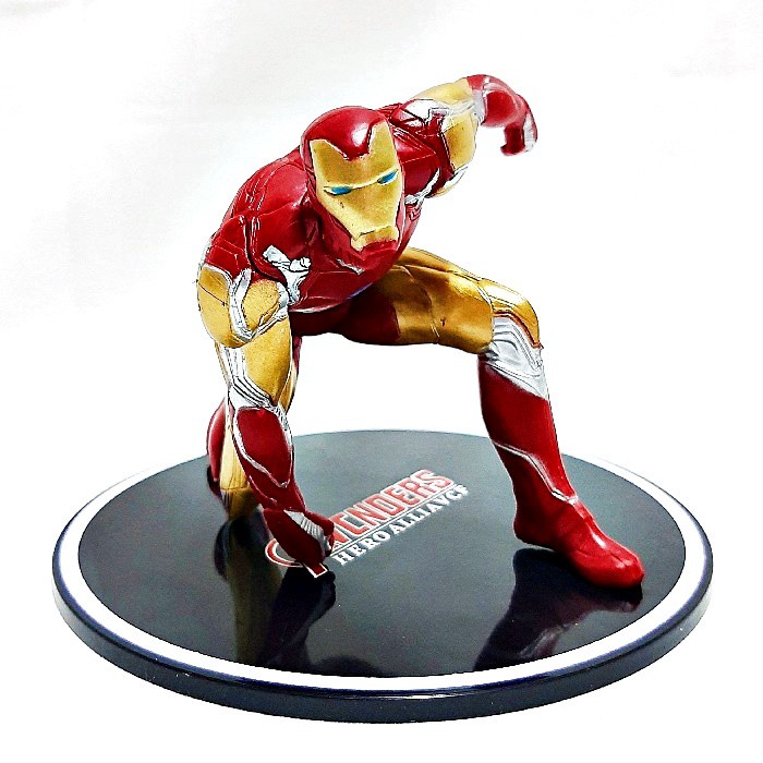 Mainan Action Figure Avengers Spider man Hulk Iron man Captain Bahan PVC Untuk Koleksi
