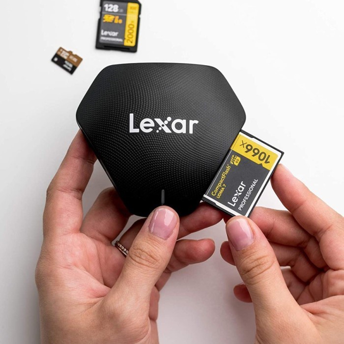 Lexar Professional Multi-Card 3-in-1 USB 3.1 Reader (SD, MicroSD &amp; Com