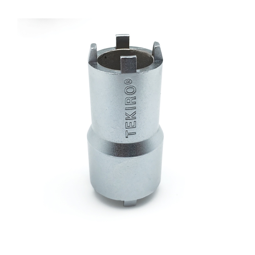TEKIRO KUNCI MAHKOTA / H CLUTCH LOCK NUT SOCKET 1/2” DR. 20 X 24 MM