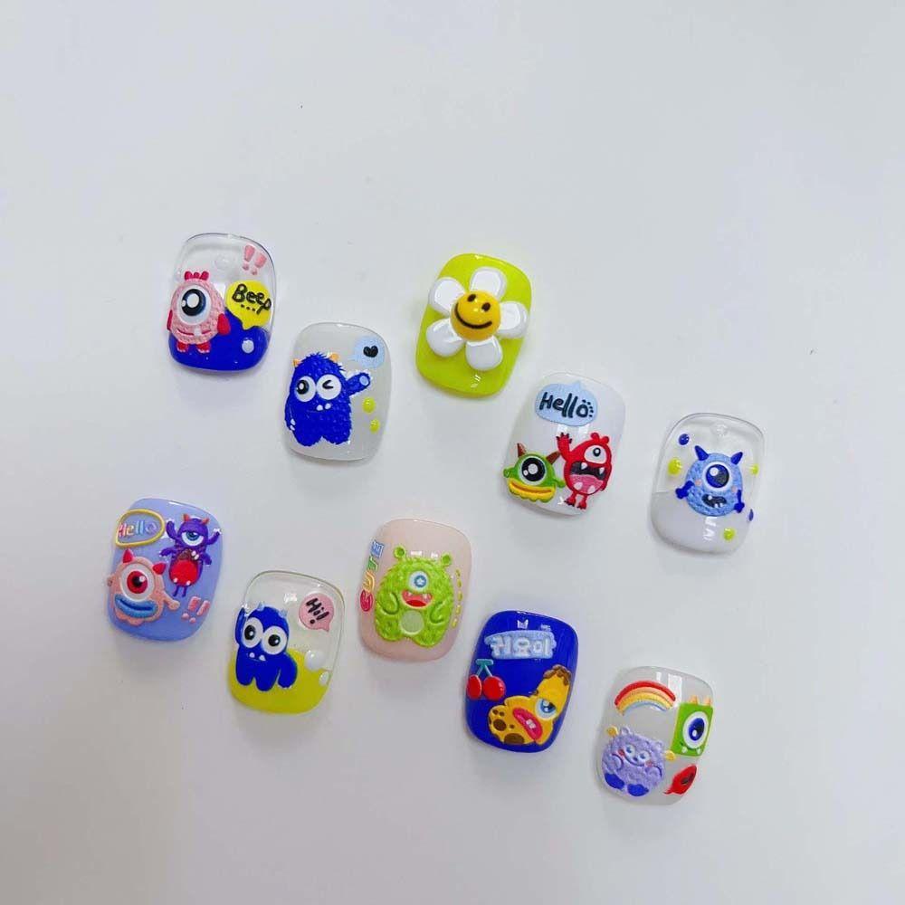Mxbeauty Stiker Kuku Kartun Lucu Fashion Cinta Hati Bebek Animasi Crayon Shin Chan Nail Art Dekorasi