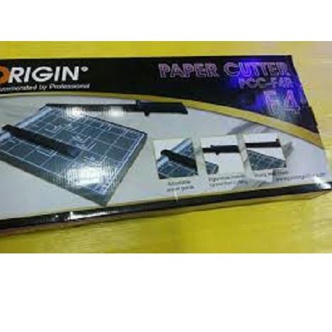

Recomend ALAT PEMOTONG KERTAS PAPER CUTTER UKURAN F4 MERK ORIGIN ,.