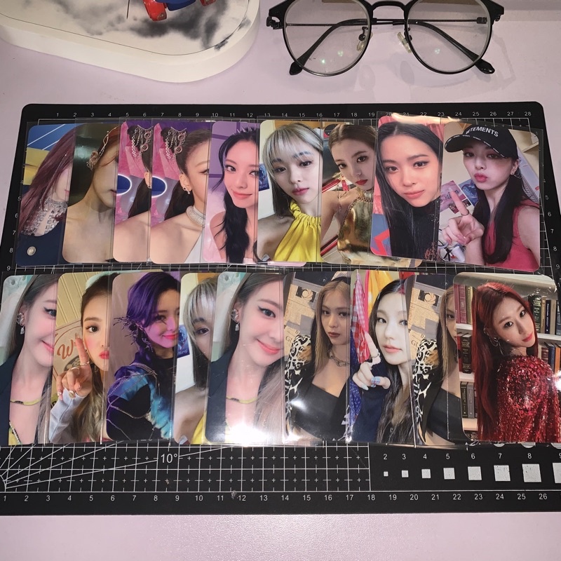 READY STOCK PC PHOTOCARD ITZY CRAZY IN LOVE CIL GUESS WHO ALBUM BENE BENEFIT MECIMA YEJI RYUJIN CHAE